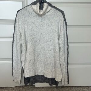 Athleta Wool Blend Cream/Gray ColorBlock Turtleneck Sweater S